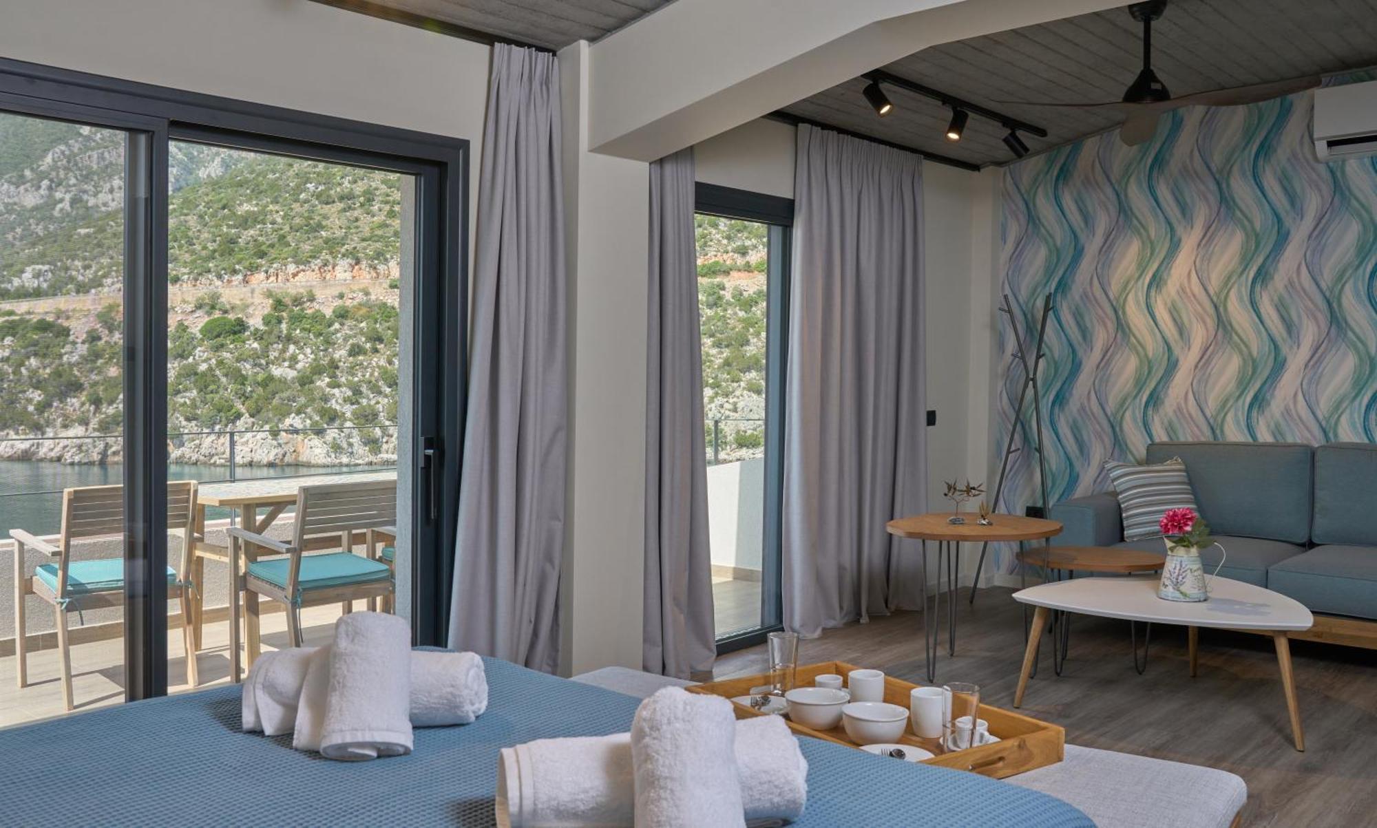 Into The Blue Suites Arkadiko Chorio Bagian luar foto